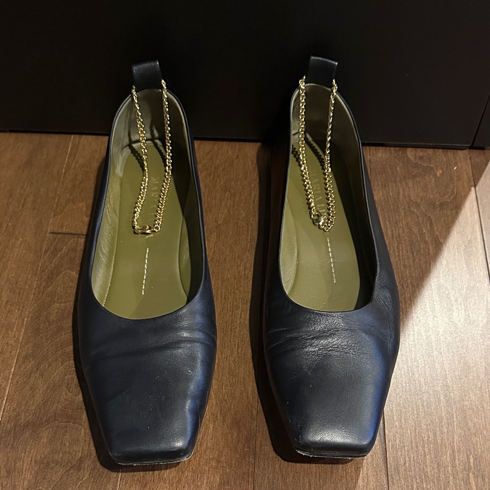 Maria Luca Flats with Gold Chain Anklet